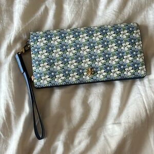 Tory Burch wallet